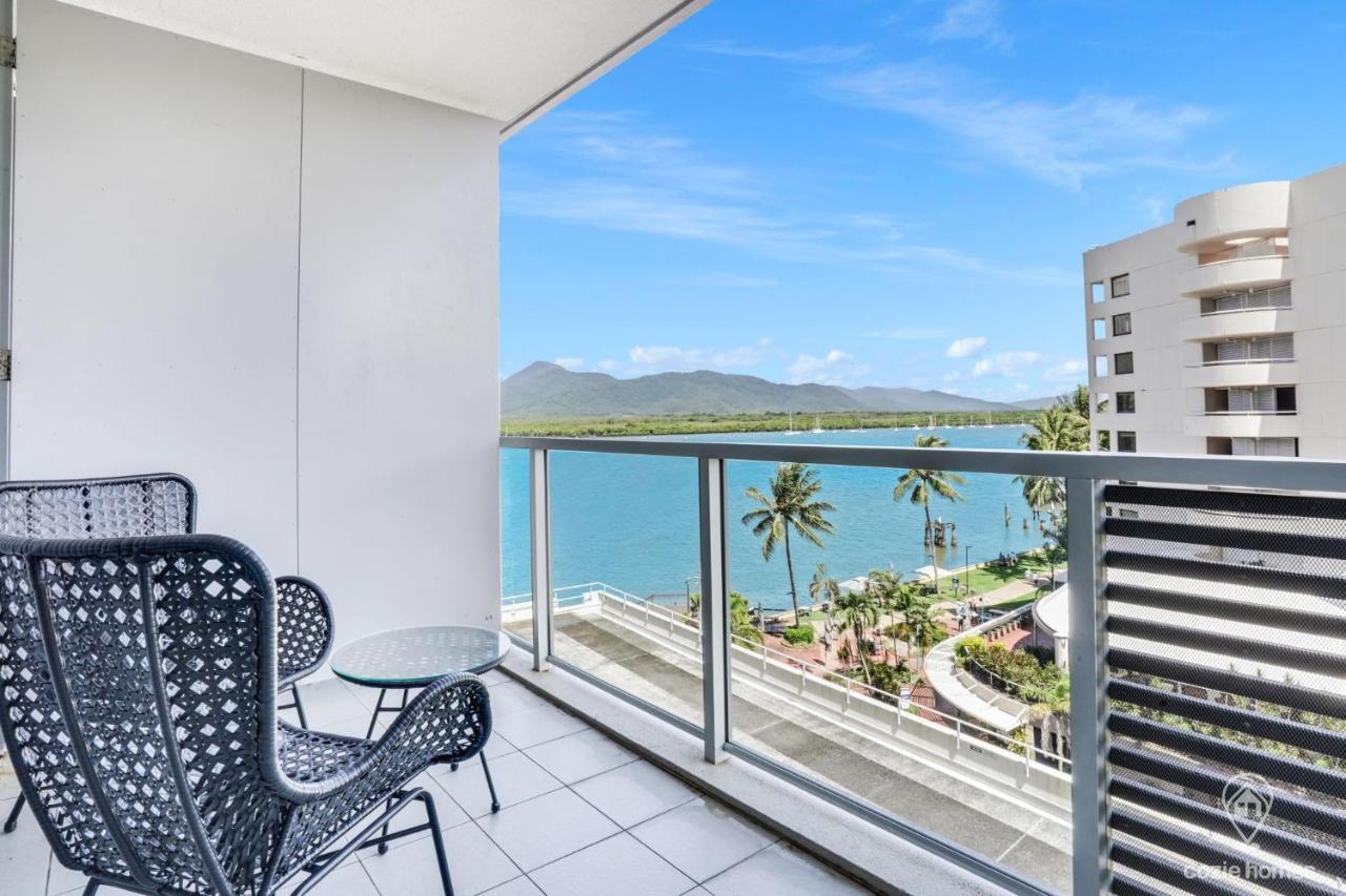 602 Harbour Lights With Ocean Views Hotel Cairns Eksteriør billede