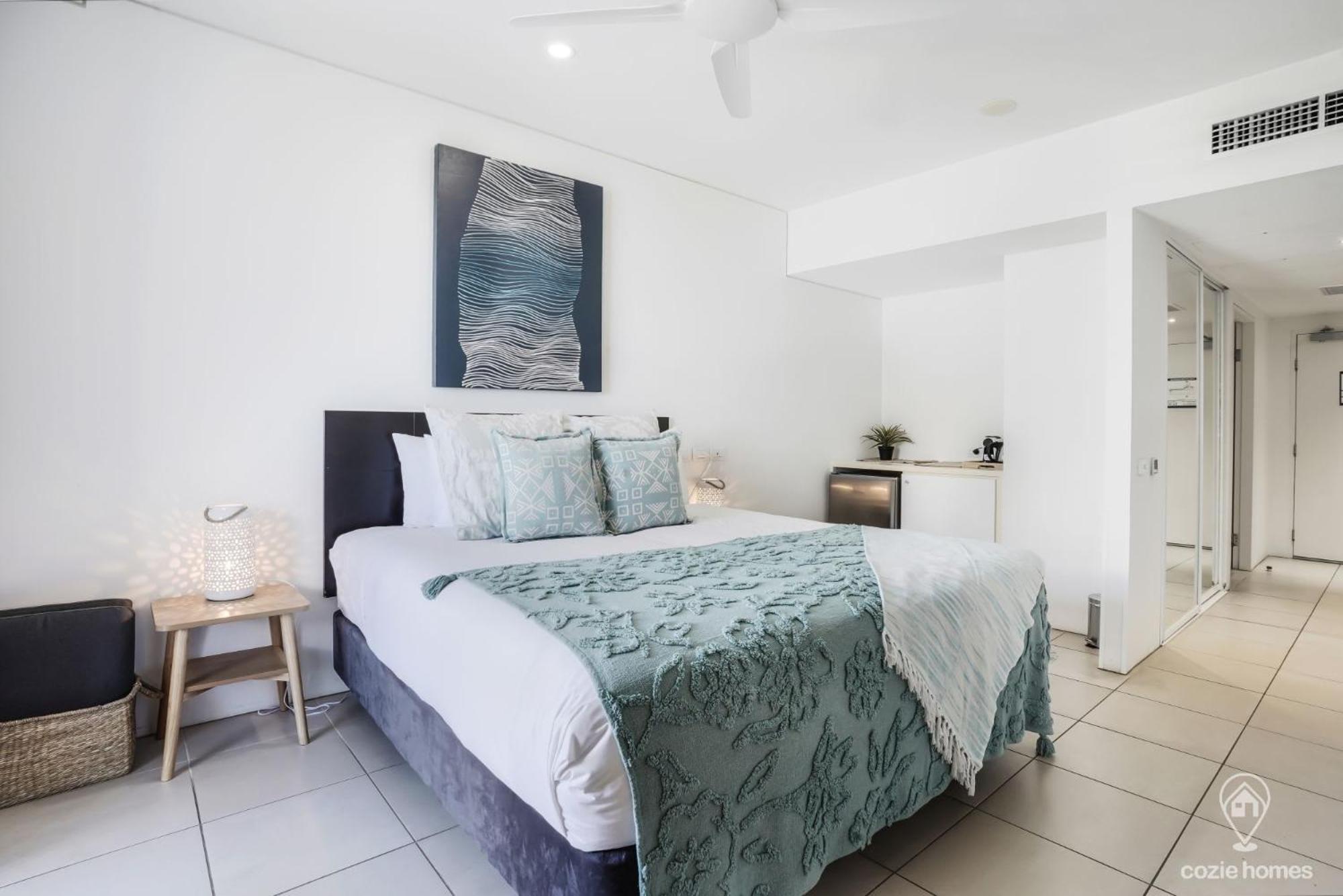 602 Harbour Lights With Ocean Views Hotel Cairns Værelse billede