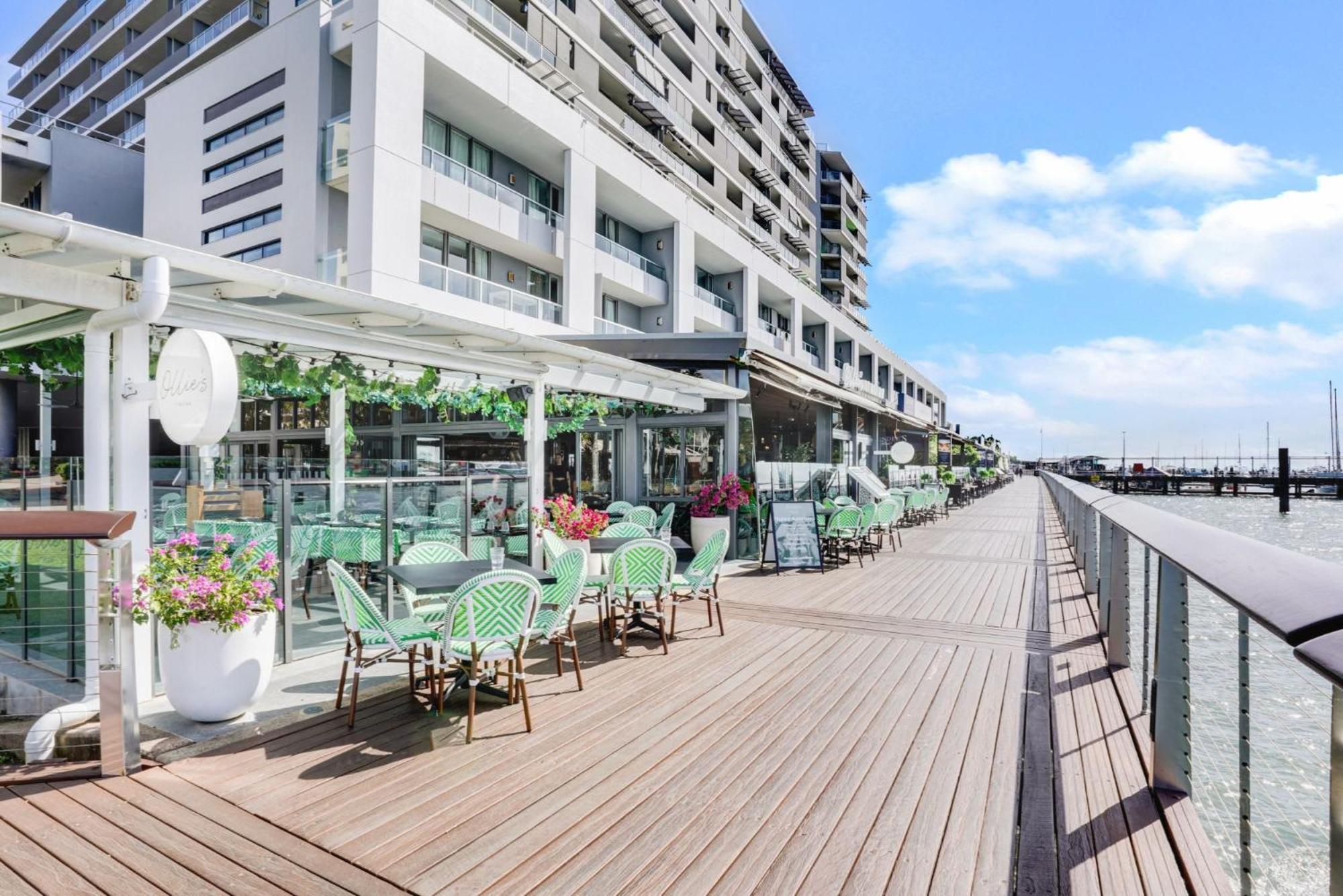 602 Harbour Lights With Ocean Views Hotel Cairns Værelse billede