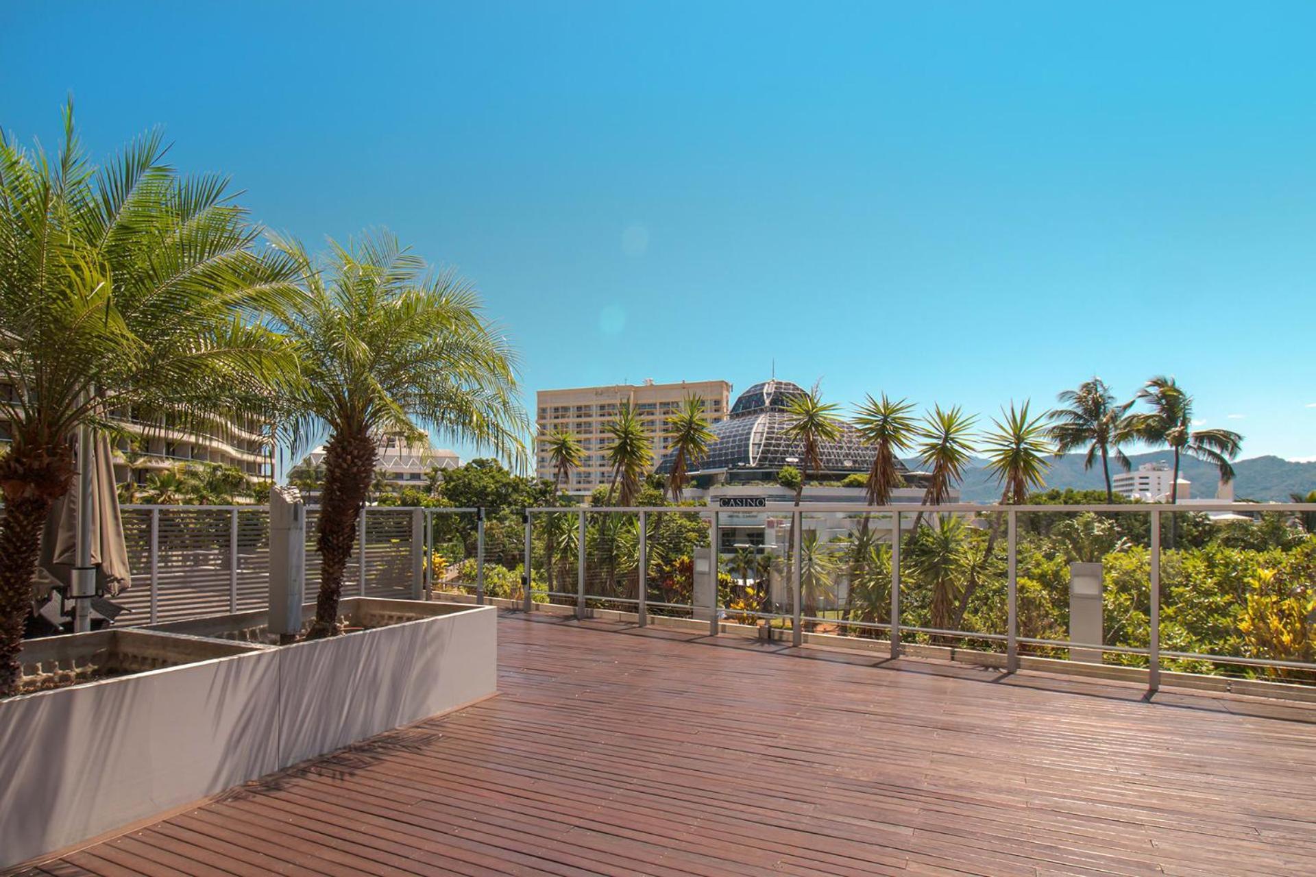 602 Harbour Lights With Ocean Views Hotel Cairns Værelse billede